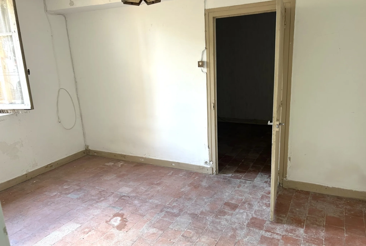 Maison double avec terrain de 3310 m² entre Guerrigny et Premery 