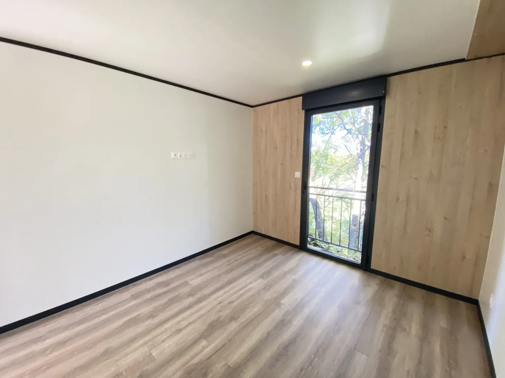 Maison 2 chambres avec terrasse dans résidence à Ancelle 