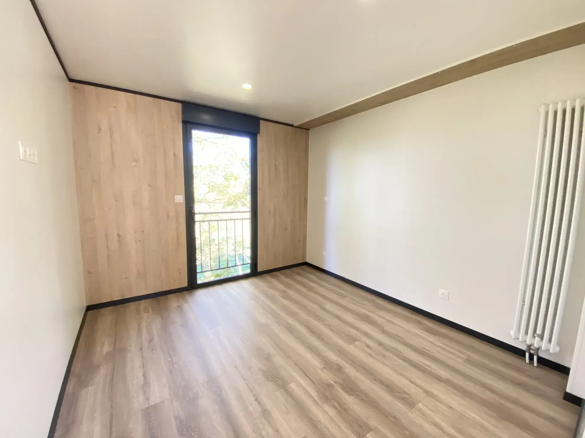 Maison 2 chambres avec terrasse dans résidence à Ancelle 