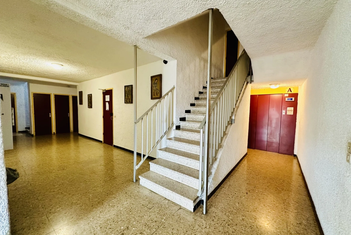 Appartement T3 avec vue sur la Cathédrale à Narbonne 