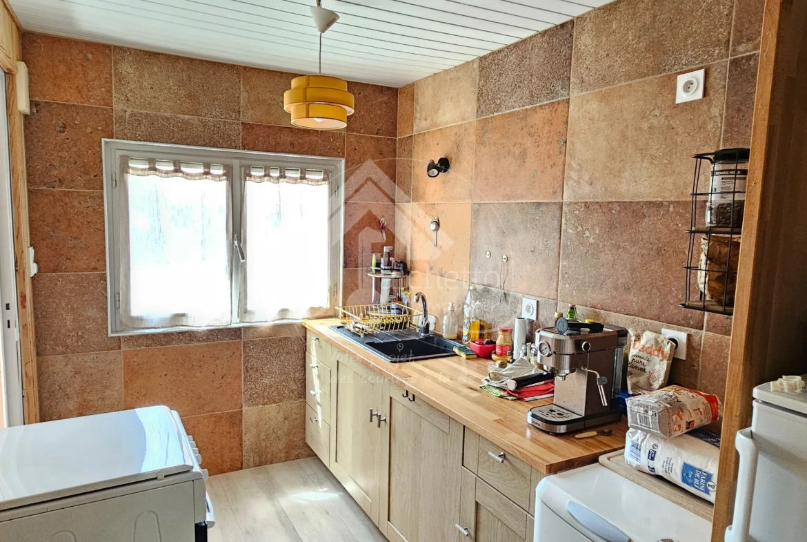 Maison de plain-pied à Jaligny-sur-Besbre avec terrain de 2715 m² 