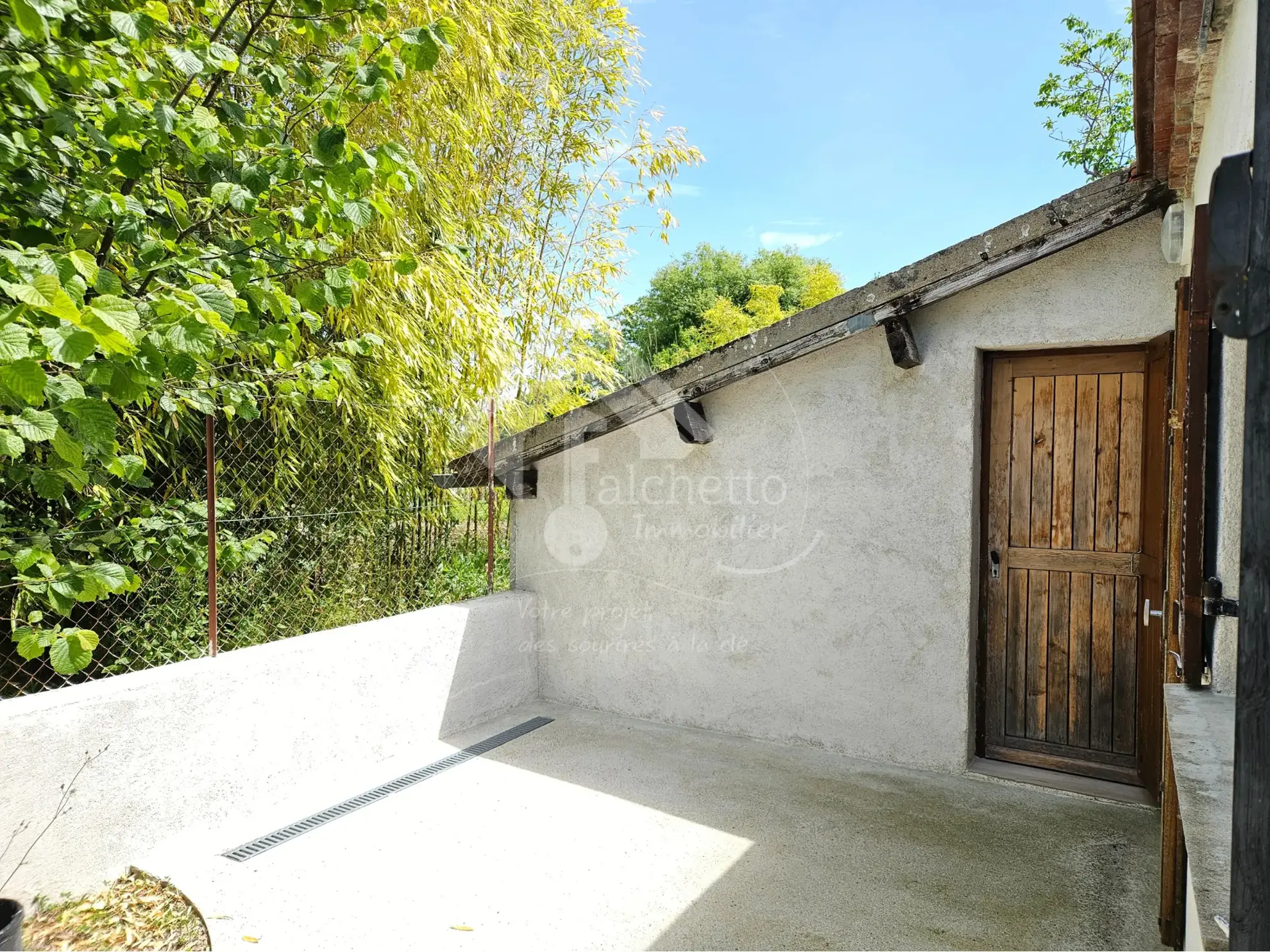 Maison de plain-pied à Jaligny-sur-Besbre avec terrain de 2715 m² 