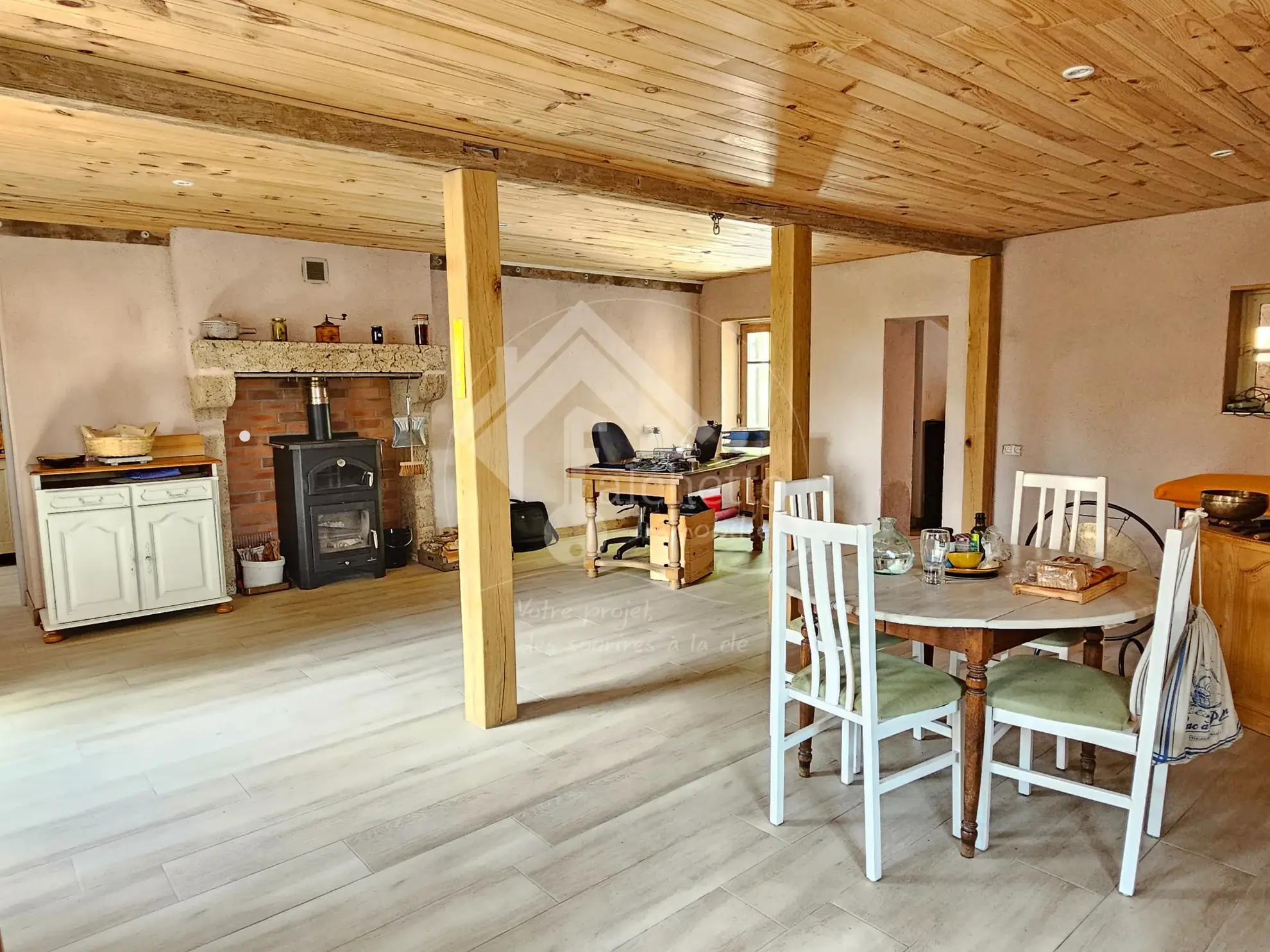 Maison de plain-pied à Jaligny-sur-Besbre avec terrain de 2715 m² 