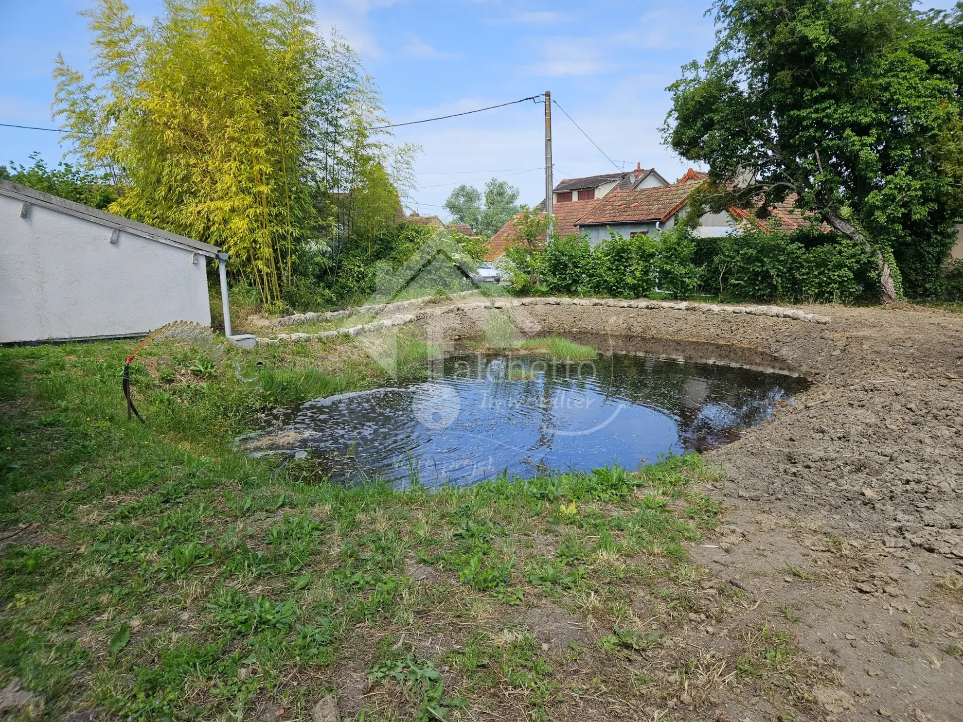 Maison de plain-pied à Jaligny-sur-Besbre avec terrain de 2715 m² 