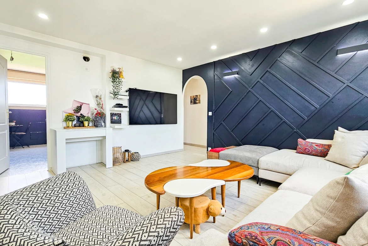 Appartement F4 rénové avec cave et garage à Sartrouville 