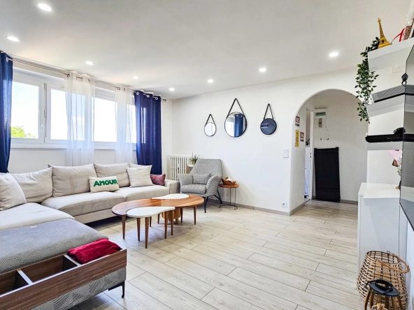 Appartement F4 rénové avec cave et garage à Sartrouville