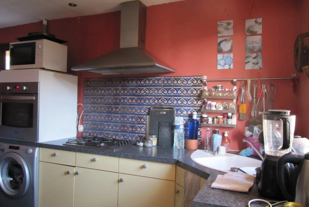 Appartement 3/4 pièces lumineux avec parking et jardin à Grasse 