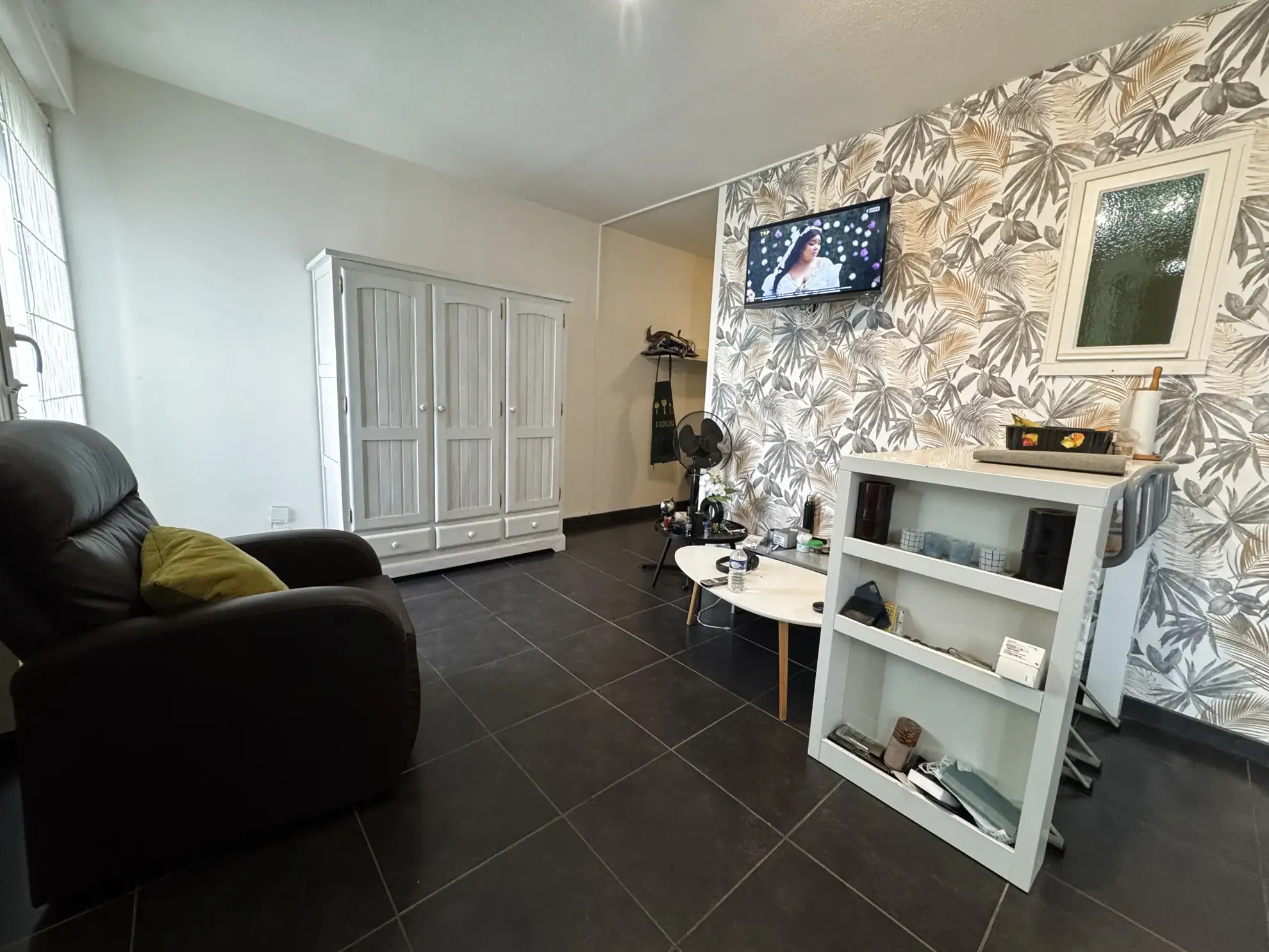 Studio de 31 m² à La Rochelle avec Balcons, Cave et Proximité Commerces 