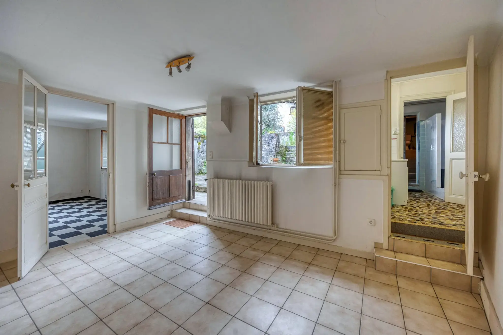 Maison de village à Biviers (38) avec potentiel immobilier sur 264m² 