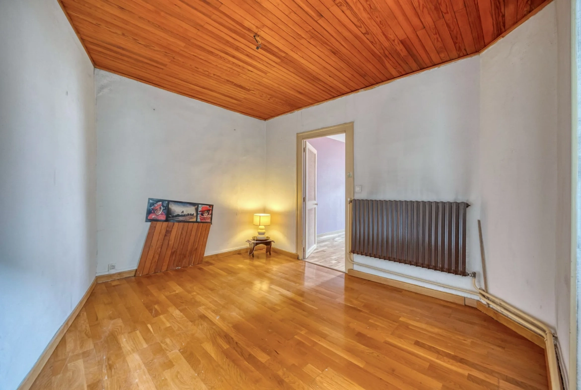 Maison de village à Biviers (38) avec potentiel immobilier sur 264m² 