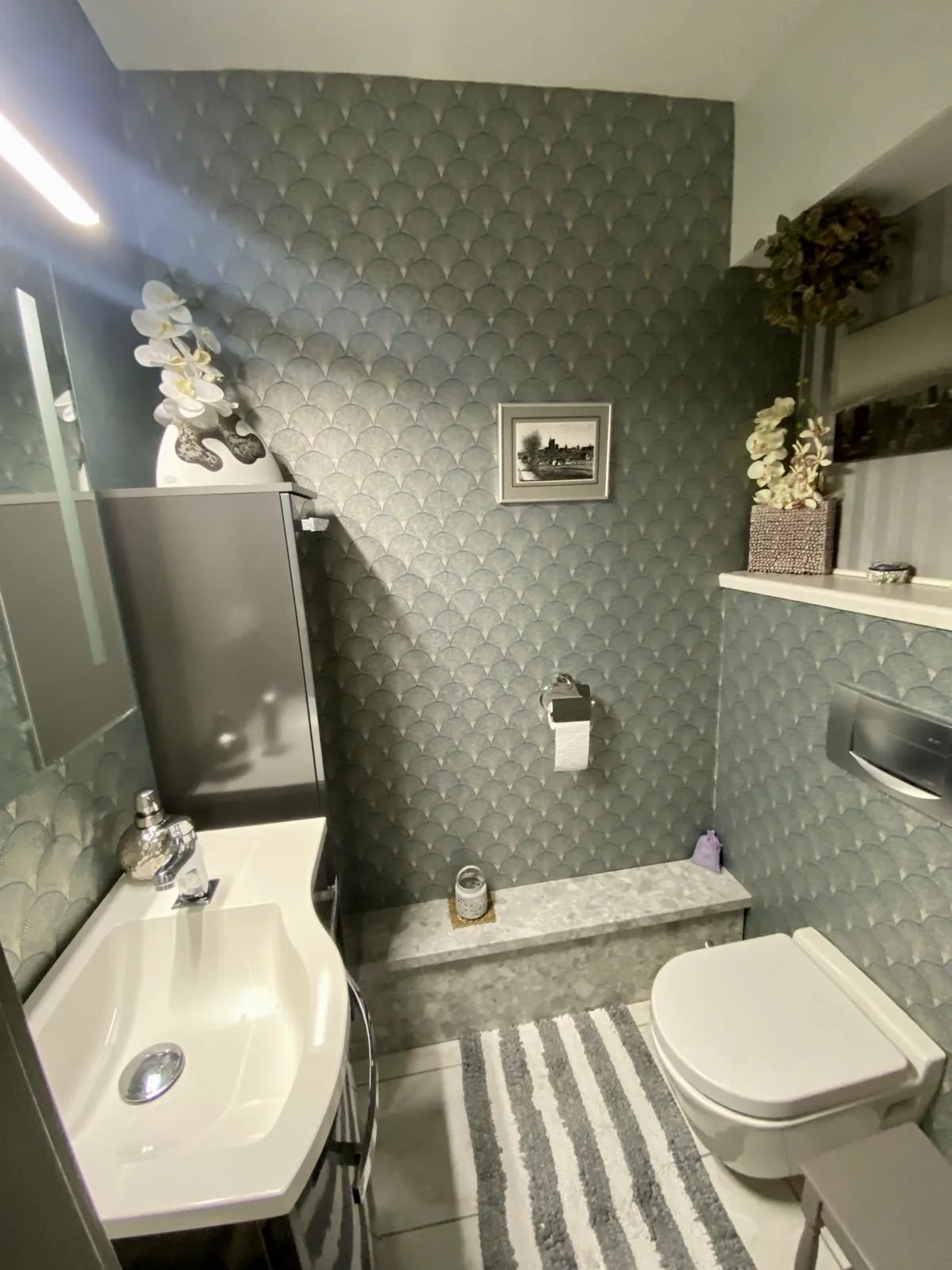 Appartement lumineux de 114 m² avec terrasse, garage et caves à Bartenheim 