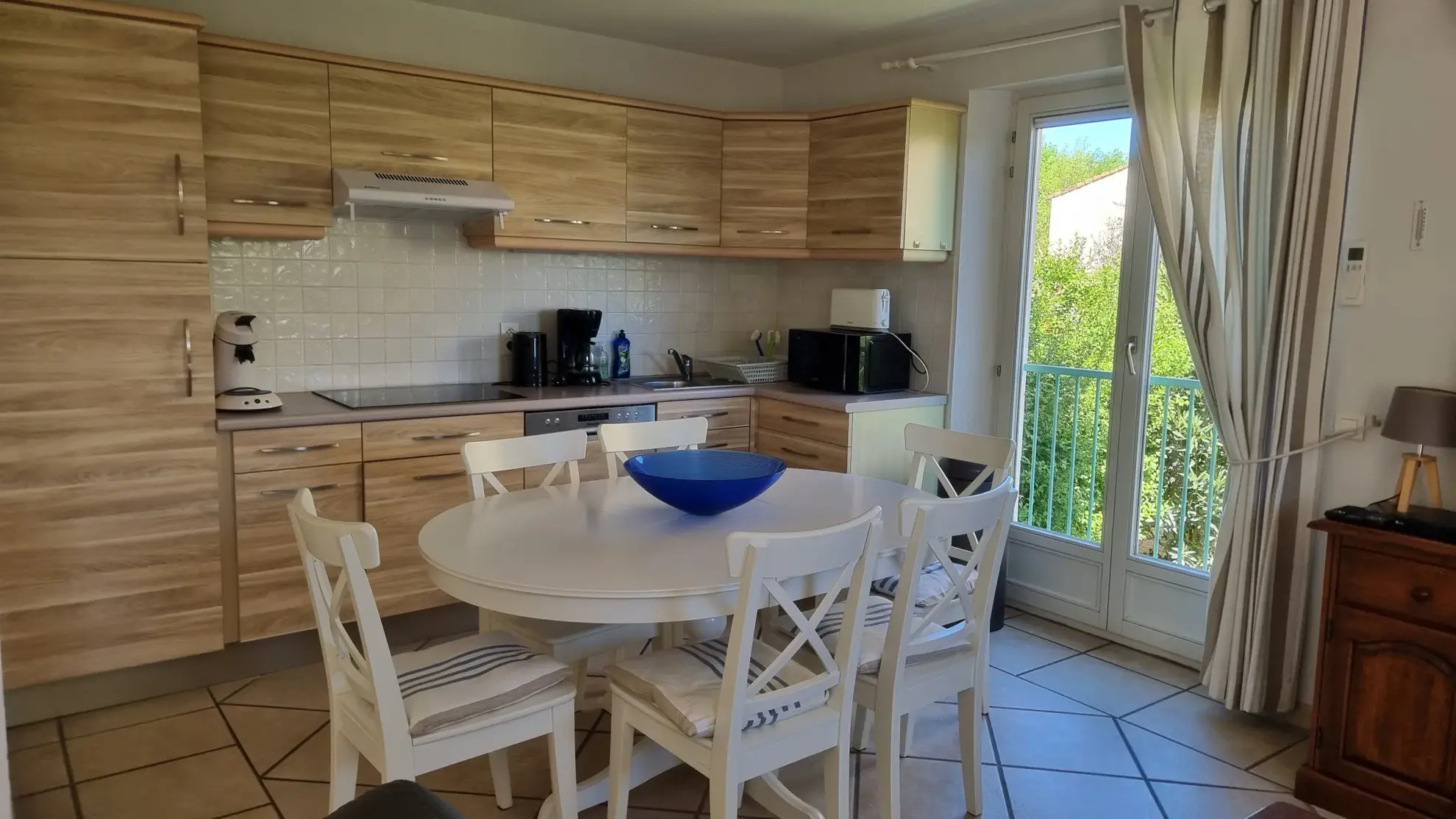 Villa provençale lumineuse avec 3 chambres dans domaine privé à Vidauban 