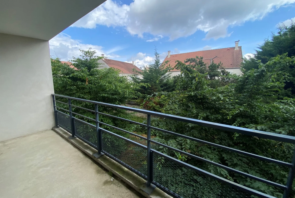 Appartement 3 pièces avec balcon et parking à Ris-Orangis - Patio de Roses 