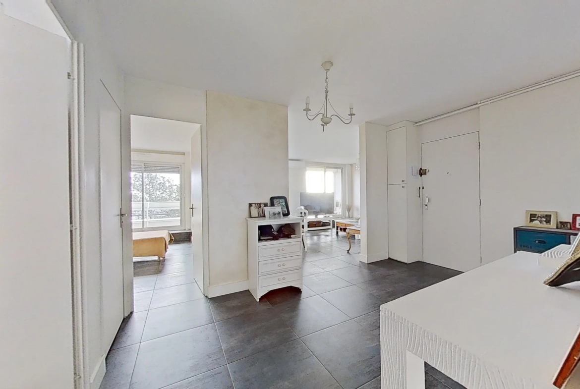 Appartement T3 lumineux à Lyon 9ème avec vue dégagée et proximité métro 