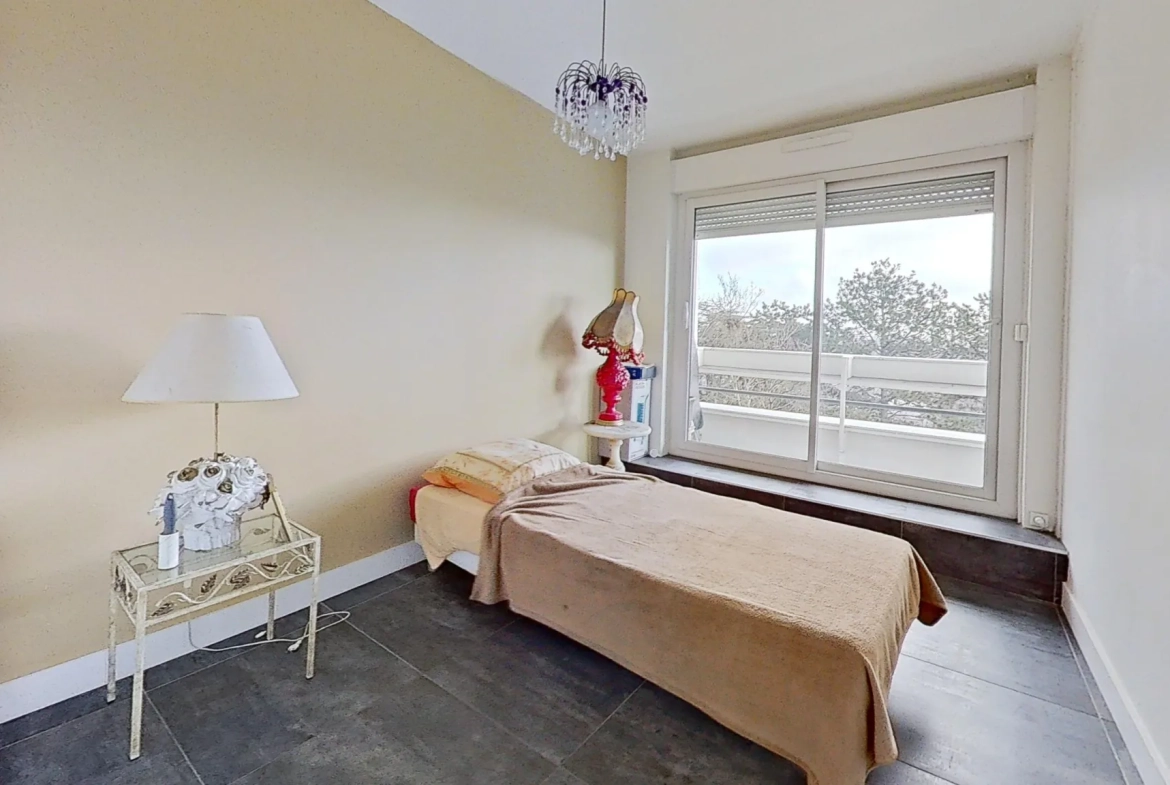Appartement T3 lumineux à Lyon 9ème avec vue dégagée et proximité métro 