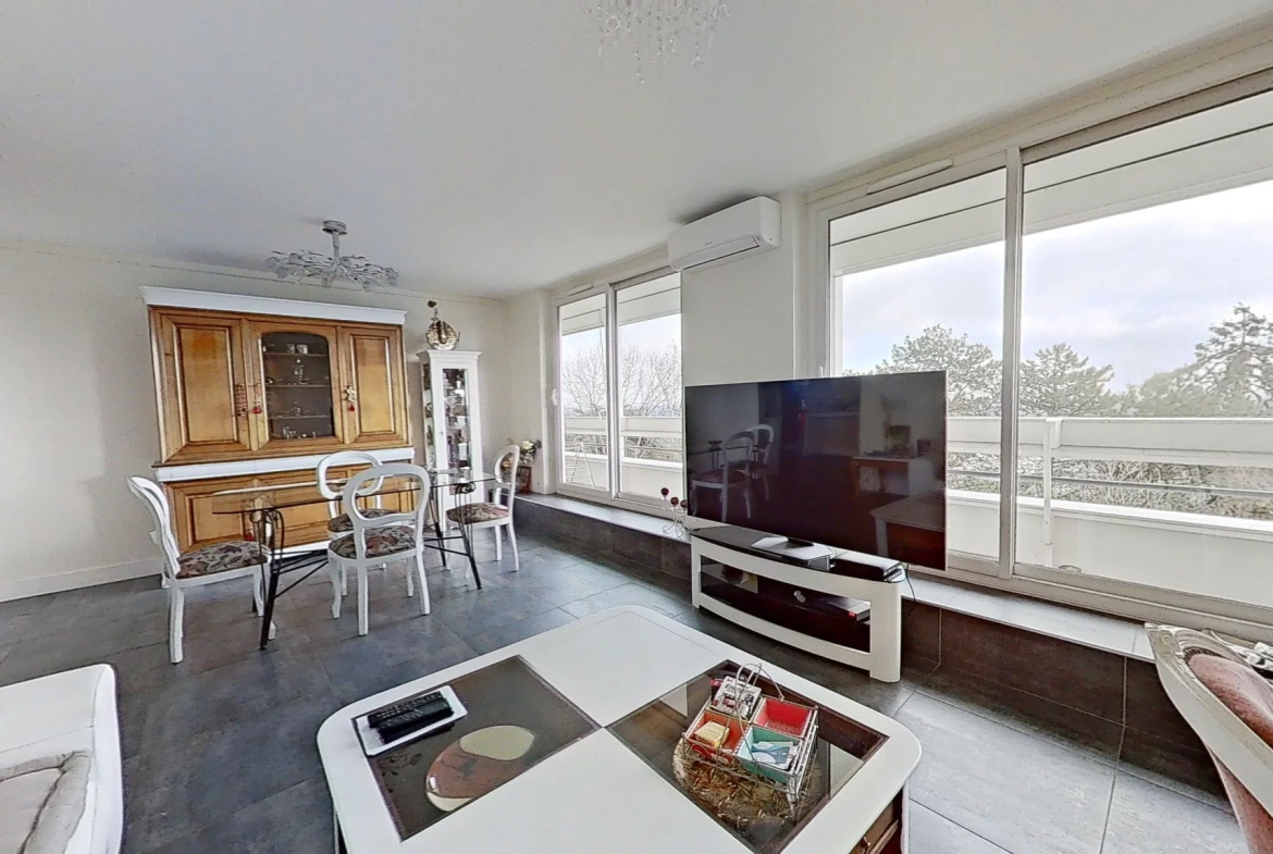 Appartement T3 lumineux à Lyon 9ème avec vue dégagée et proximité métro 