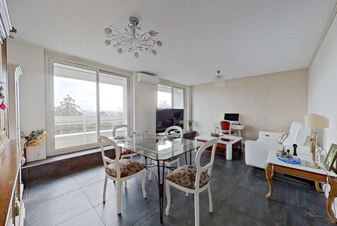 Appartement T3 lumineux à Lyon 9ème avec vue dégagée et proximité métro 