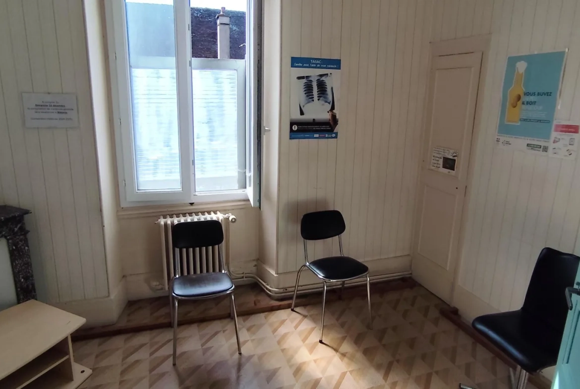 Immeuble de rapport à Tonnerre avec jardin, dépendances et potentiel de rénovation 