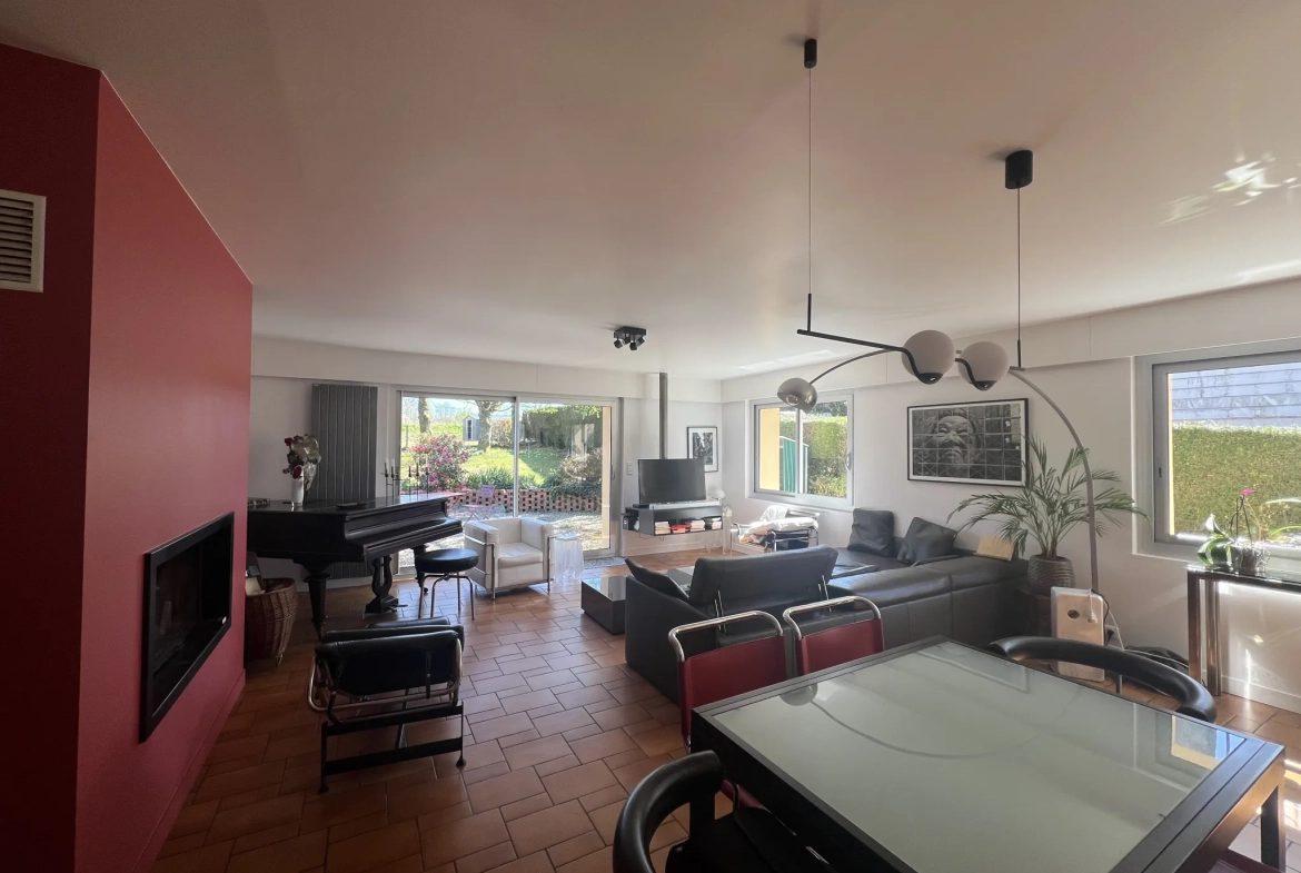 Maison de village de 160 m² avec garage à Fauville-en-Caux 