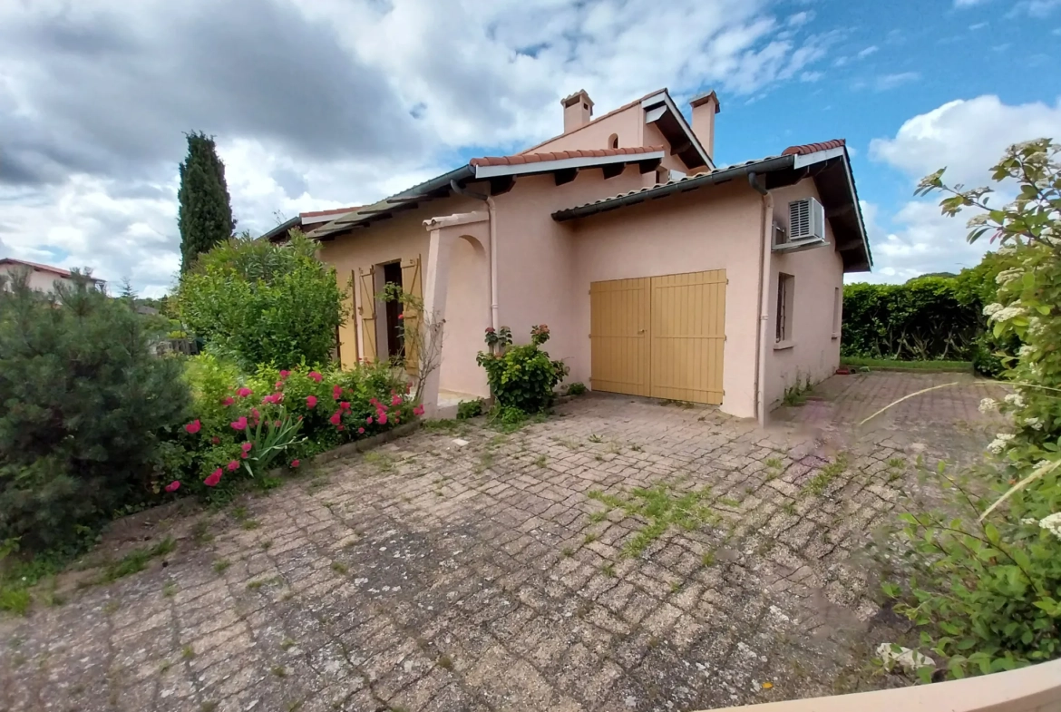 Magnifique maison familiale de 160m² à Montauban avec commodités proches 