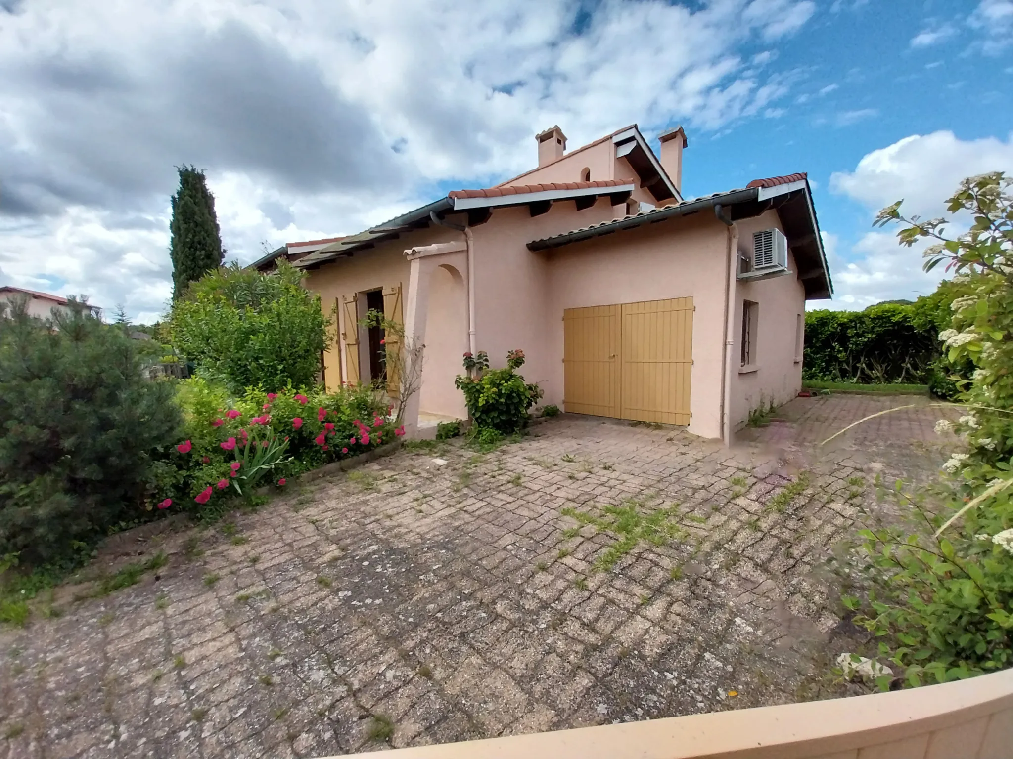 Magnifique maison familiale de 160m² à Montauban avec commodités proches 