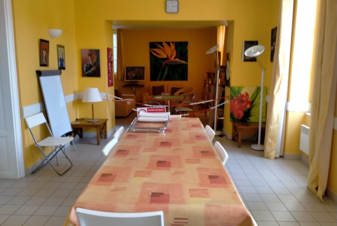 Maison T3 de 86 m² à Meursac, idéale pour retraités ou investisseurs 