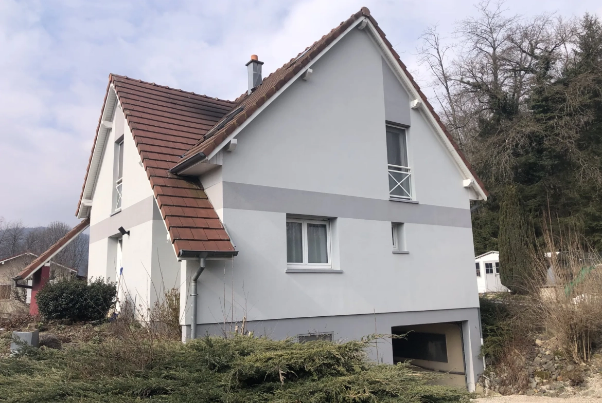 Belle maison de 120 m² à Plancher-Bas proche Belfort avec terrain et confort moderne 