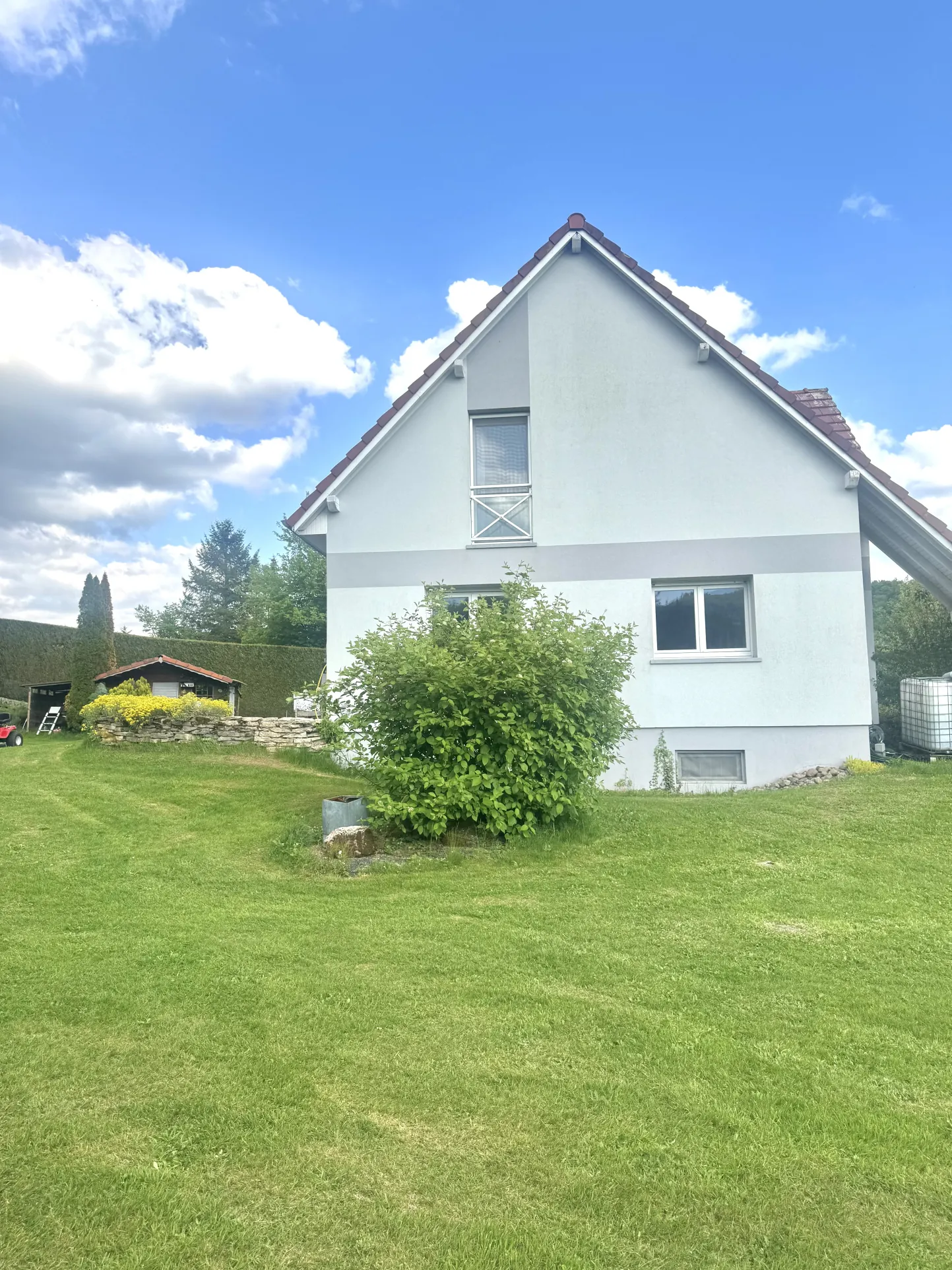Belle maison de 120 m² à Plancher-Bas proche Belfort avec terrain et confort moderne 