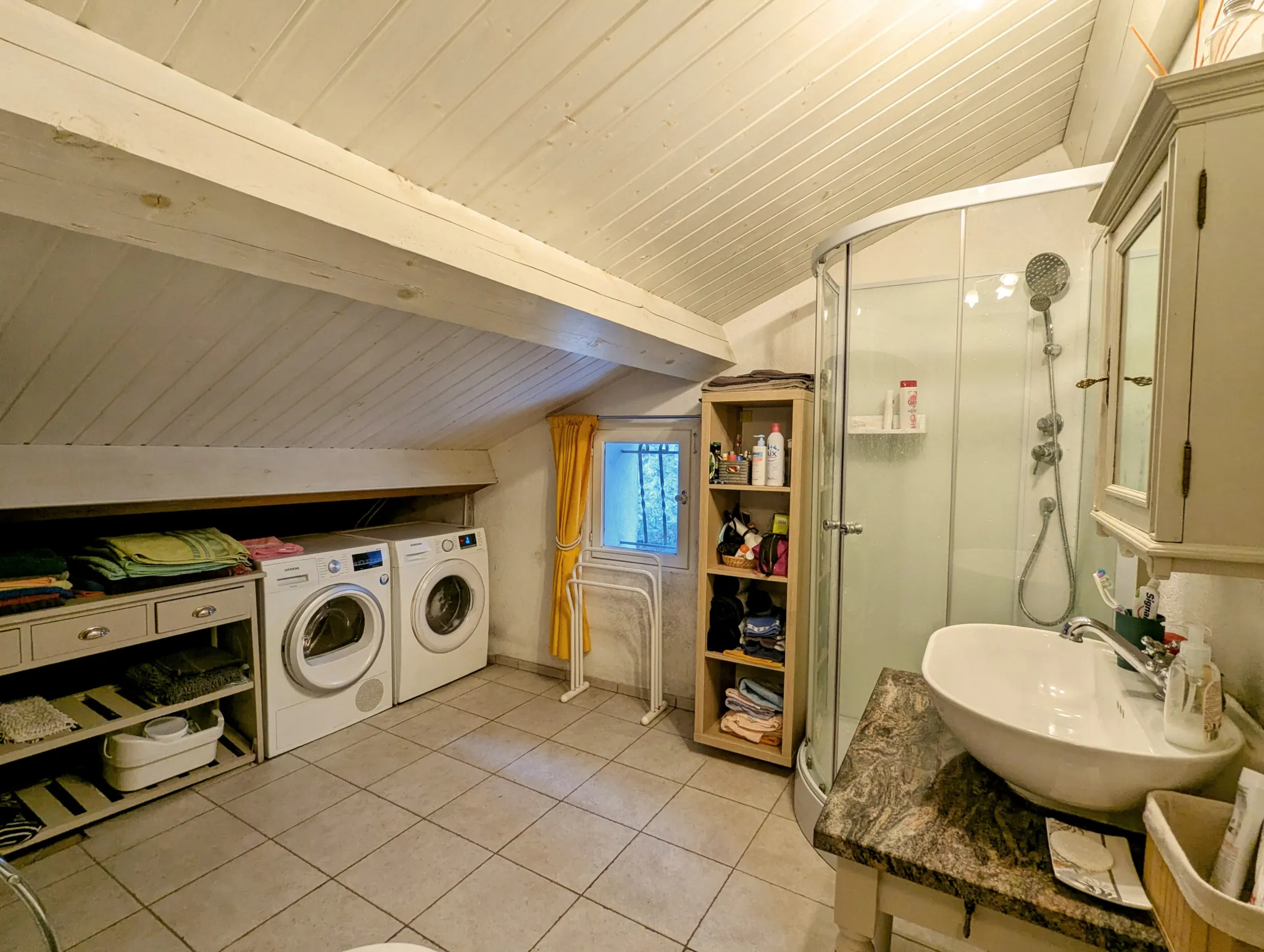 Superbe maison en pierre avec deux logements à Boussagues 