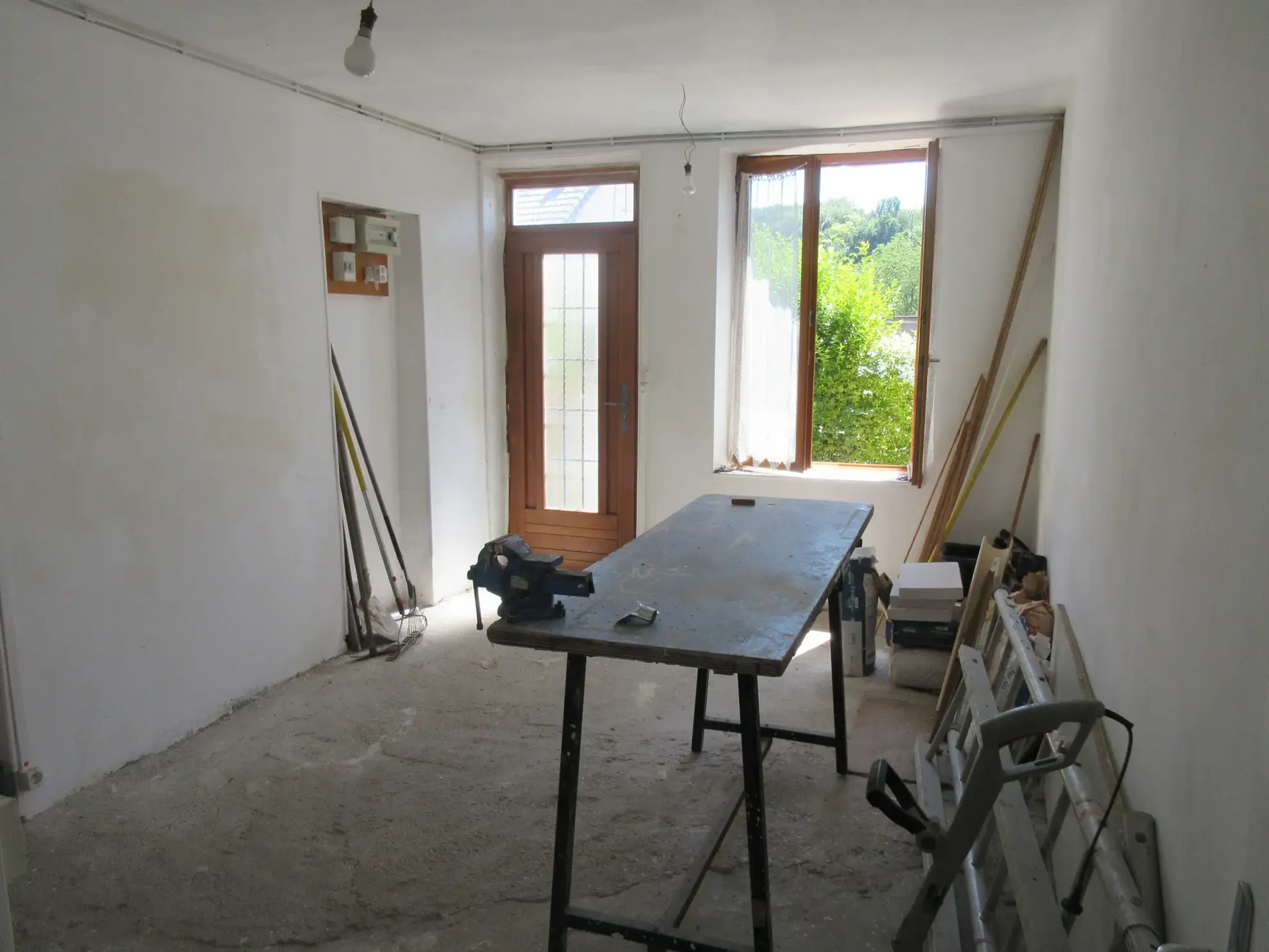 À vendre maison briarde à Jouy-sur-Morin - 171 m² à rénover, grand terrain 