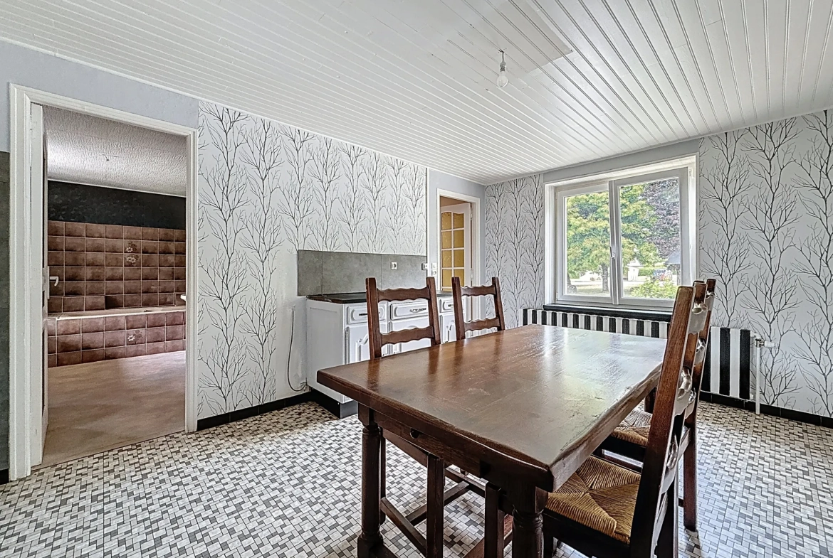 Maison individuelle à vendre à Remoncourt près de Mirecourt et Vittel avec terrain arboré 