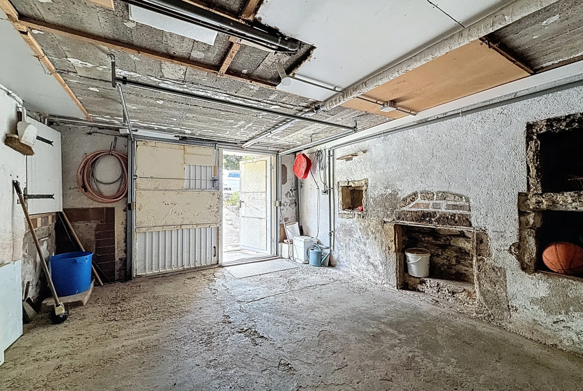 Maison individuelle à vendre à Remoncourt près de Mirecourt et Vittel avec terrain arboré 