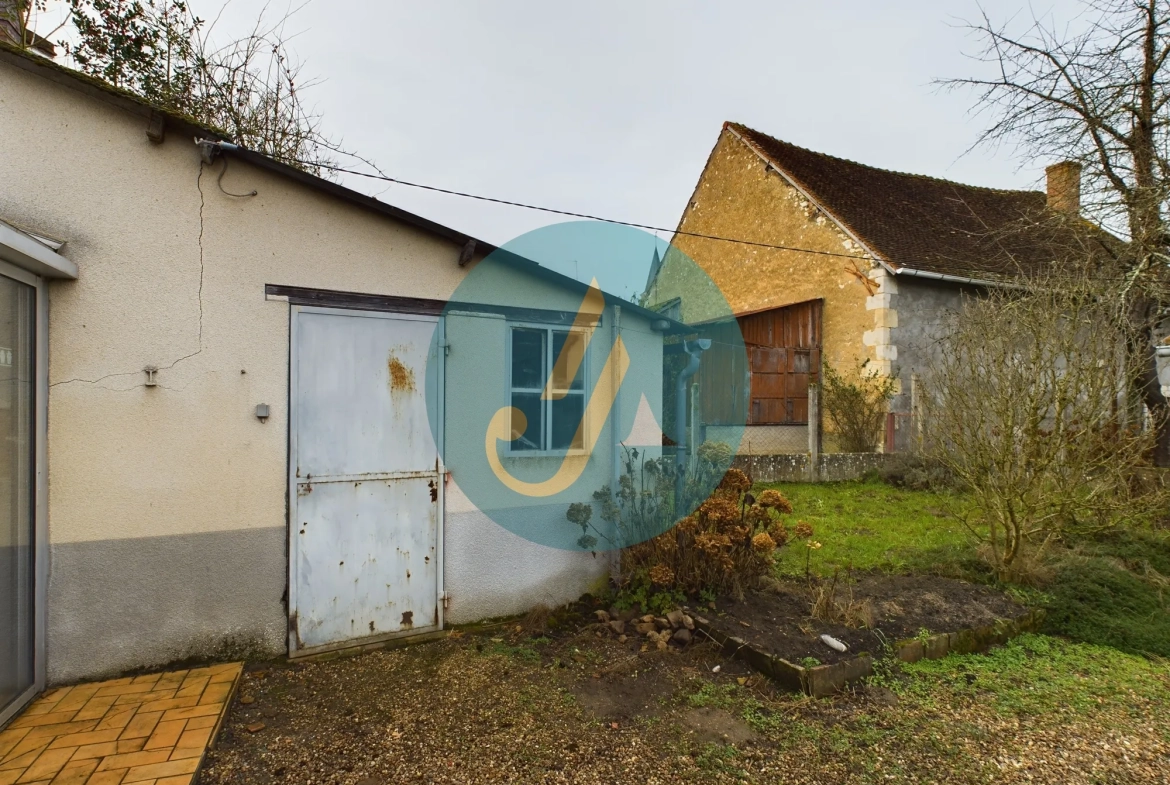 Maison de village avec grand potentiel à Arquian, idéal pour résidence ou investissement locatif 