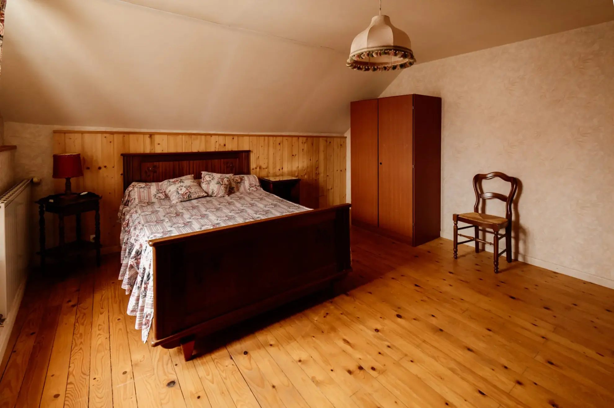 Maison de 200 m² avec 5 chambres à Villers-sous-Chalamont - Opportunité d'investissement 