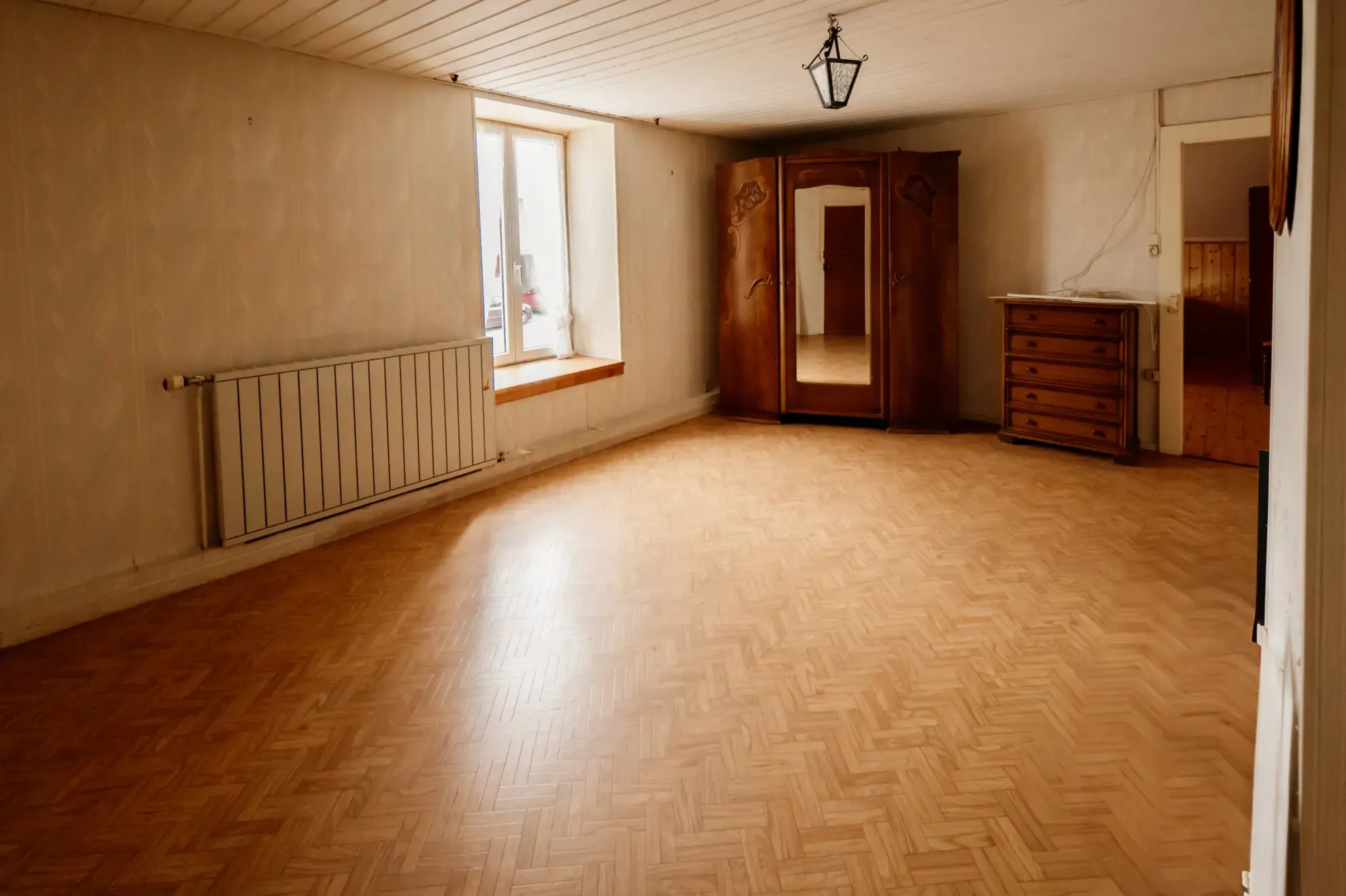 Maison de 200 m² avec 5 chambres à Villers-sous-Chalamont - Opportunité d'investissement 
