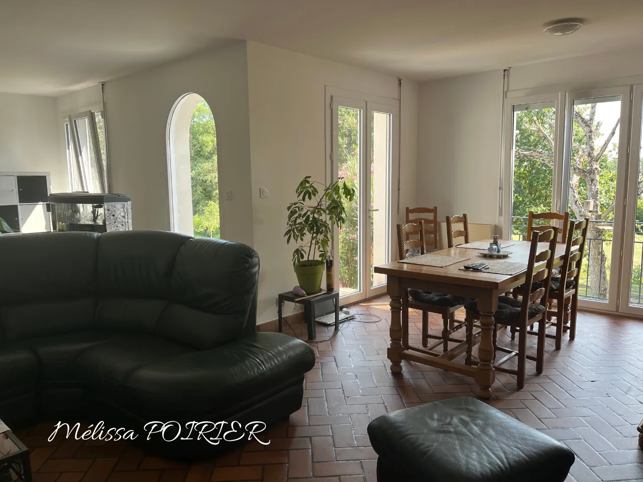 Maison de plain-pied avec 3 chambres et jardin arboré à Mortagne-sur-Sèvre 