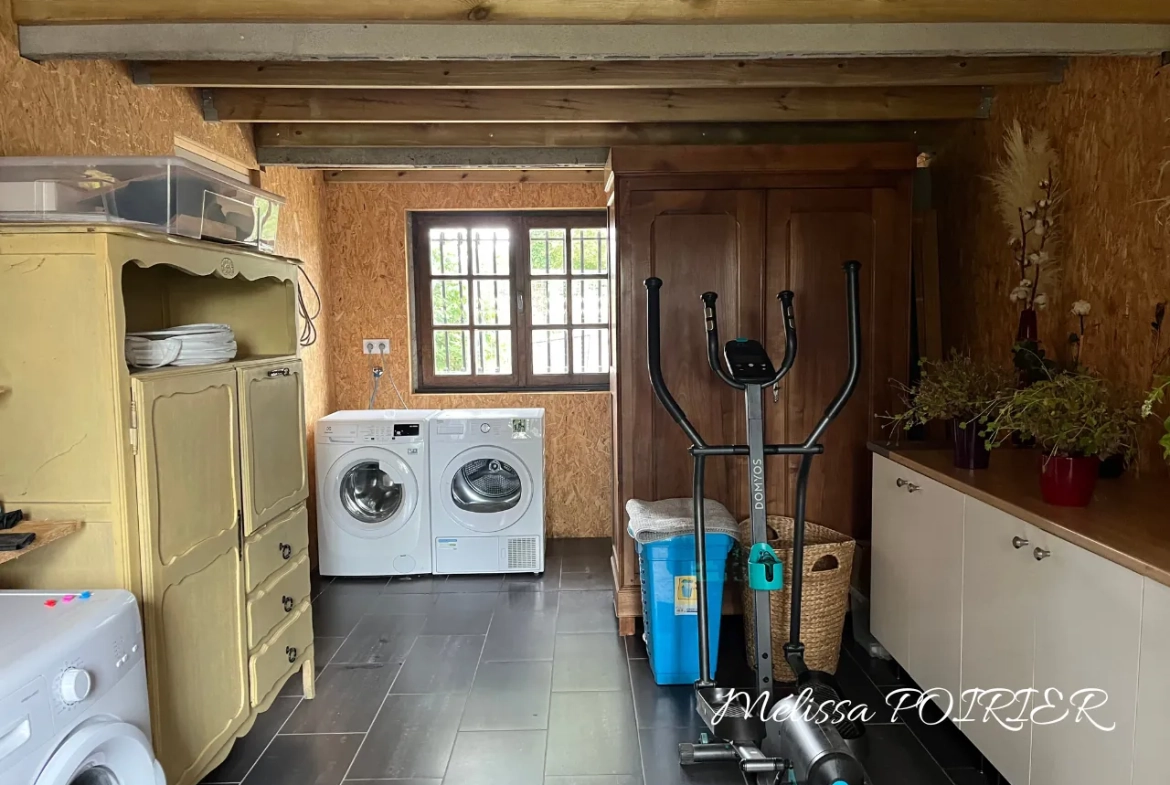 Maison de plain-pied avec 3 chambres et jardin arboré à Mortagne-sur-Sèvre 