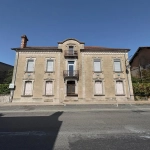 Immeuble en centre-ville de Vic-en-Bigorre de 480 m² avec jardin et parking