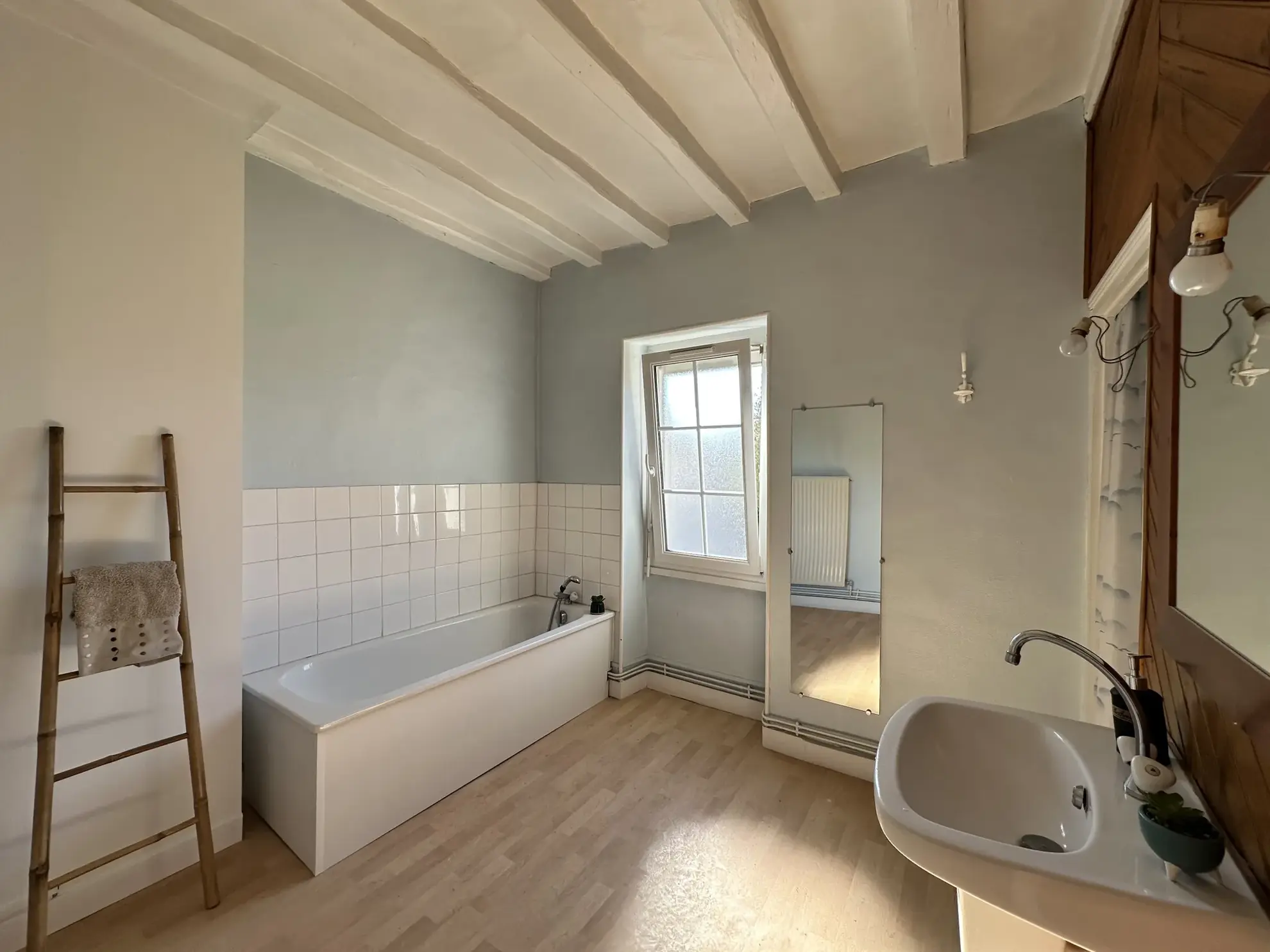 Maison à vendre dans le quartier Saint Pavin à Le Mans avec potentiel d'aménagement 