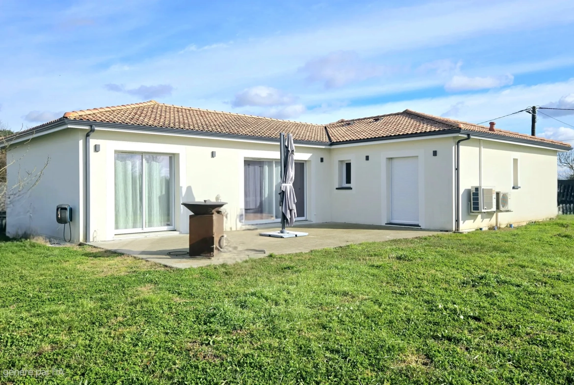 Maison moderne de 2020 avec terrain clos à Sainte-Magne-de-Castillon 