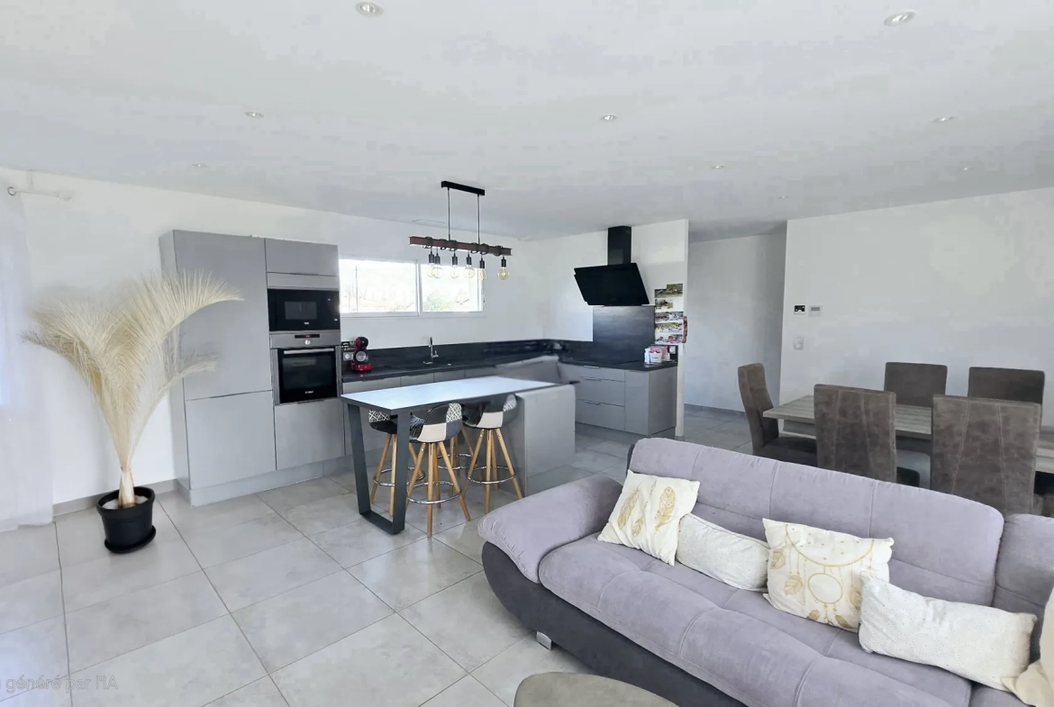 Maison moderne de 2020 avec terrain clos à Sainte-Magne-de-Castillon 
