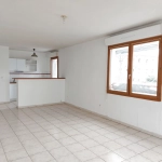 À vendre appartement de type 3 avec loggia et garage à Lunel