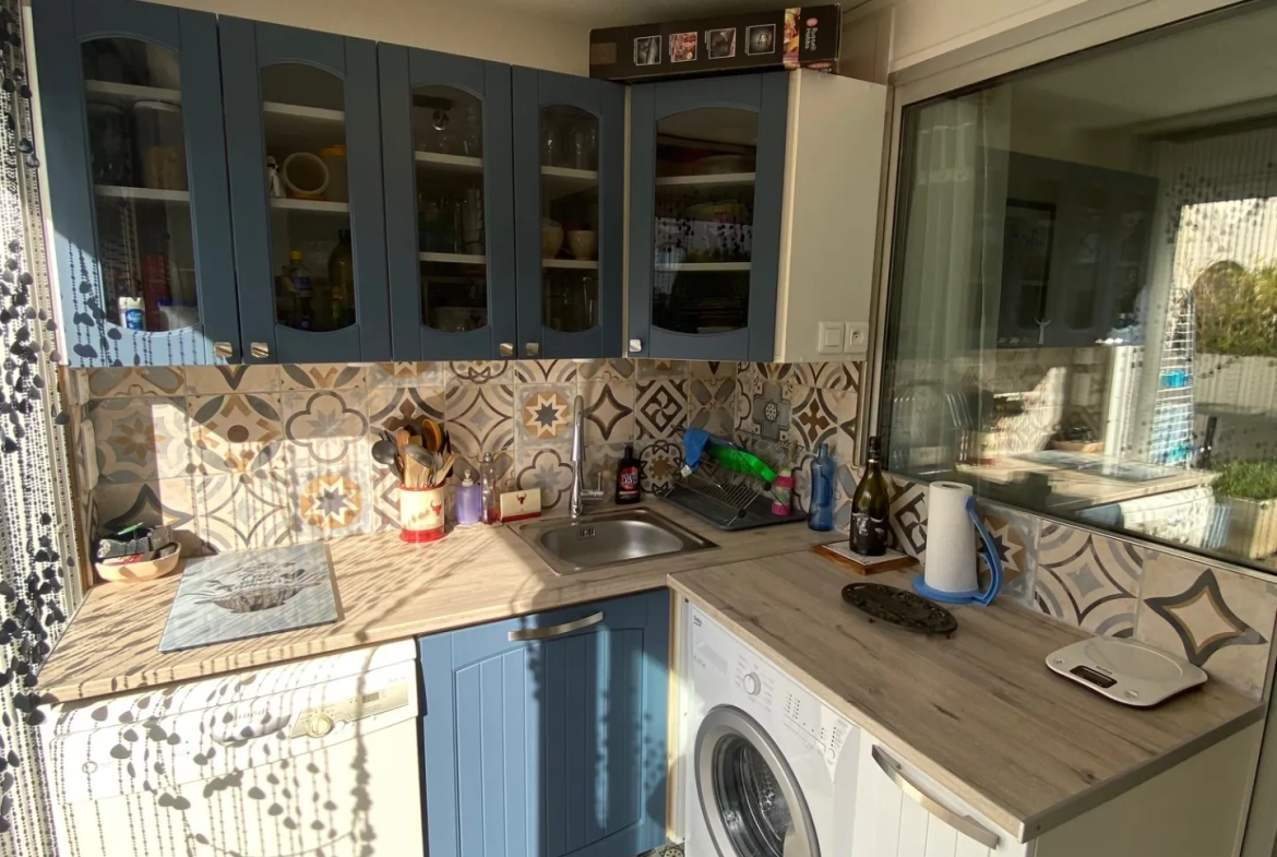 Studio meublé de 26m² avec terrasse et garage au Grau du Roi 