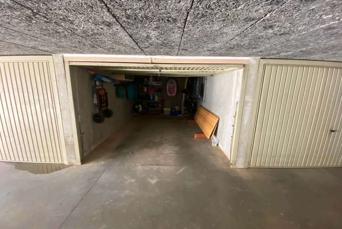 Studio meublé de 26m² avec terrasse et garage au Grau du Roi 