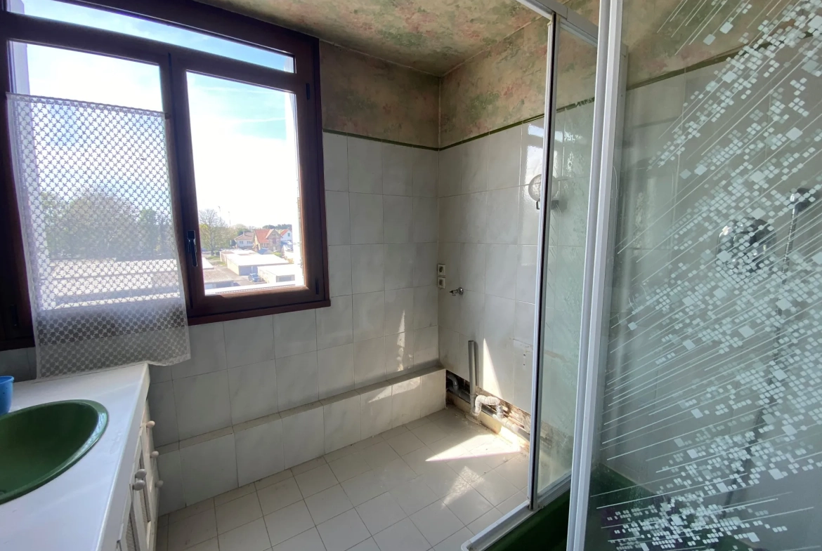 Bel appartement 4 pièces avec balcon et parking à Ablon-sur-Seine 