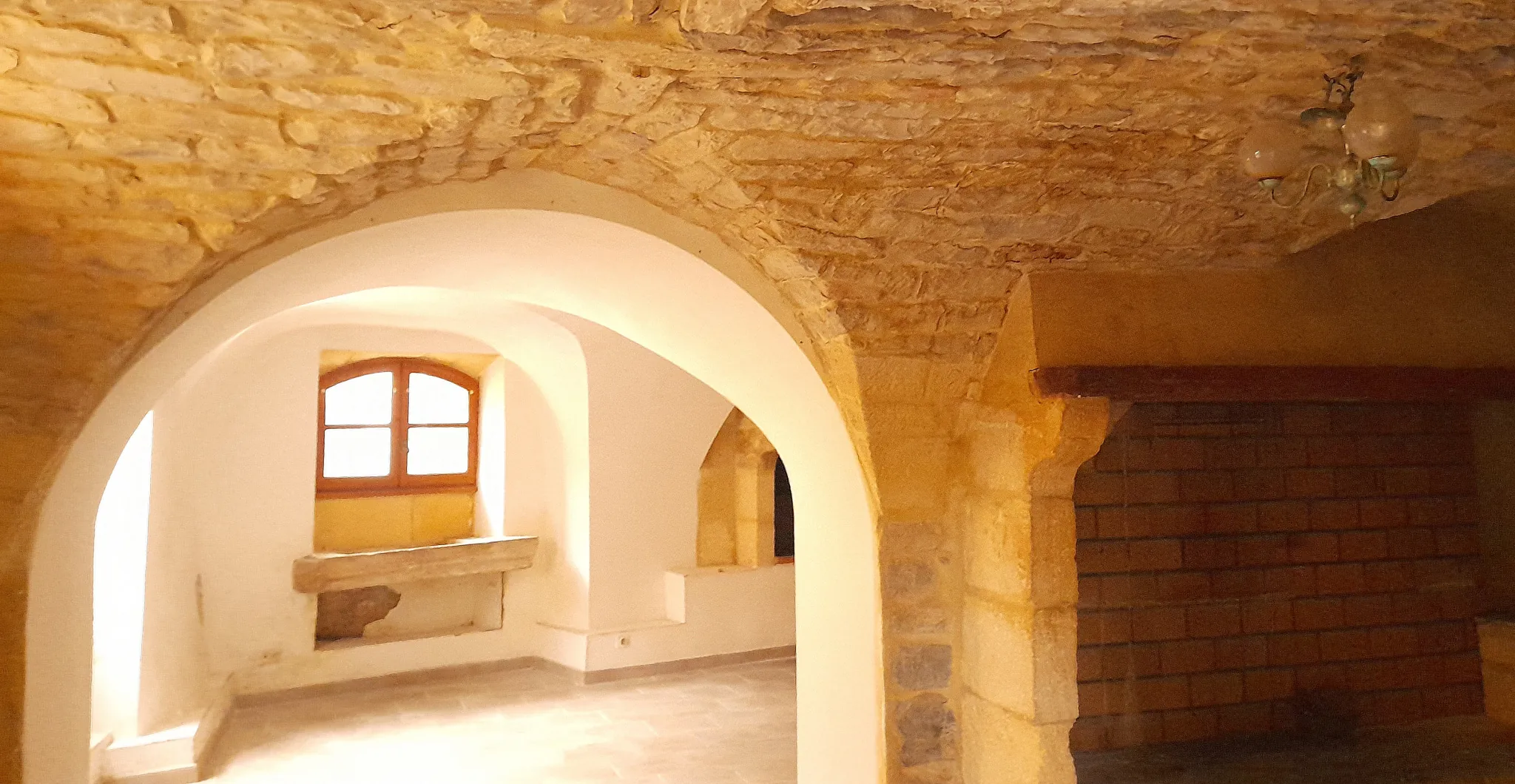 À vendre deux maisons de village à Congéniès - Idéal investissement avec charme et potentiel 