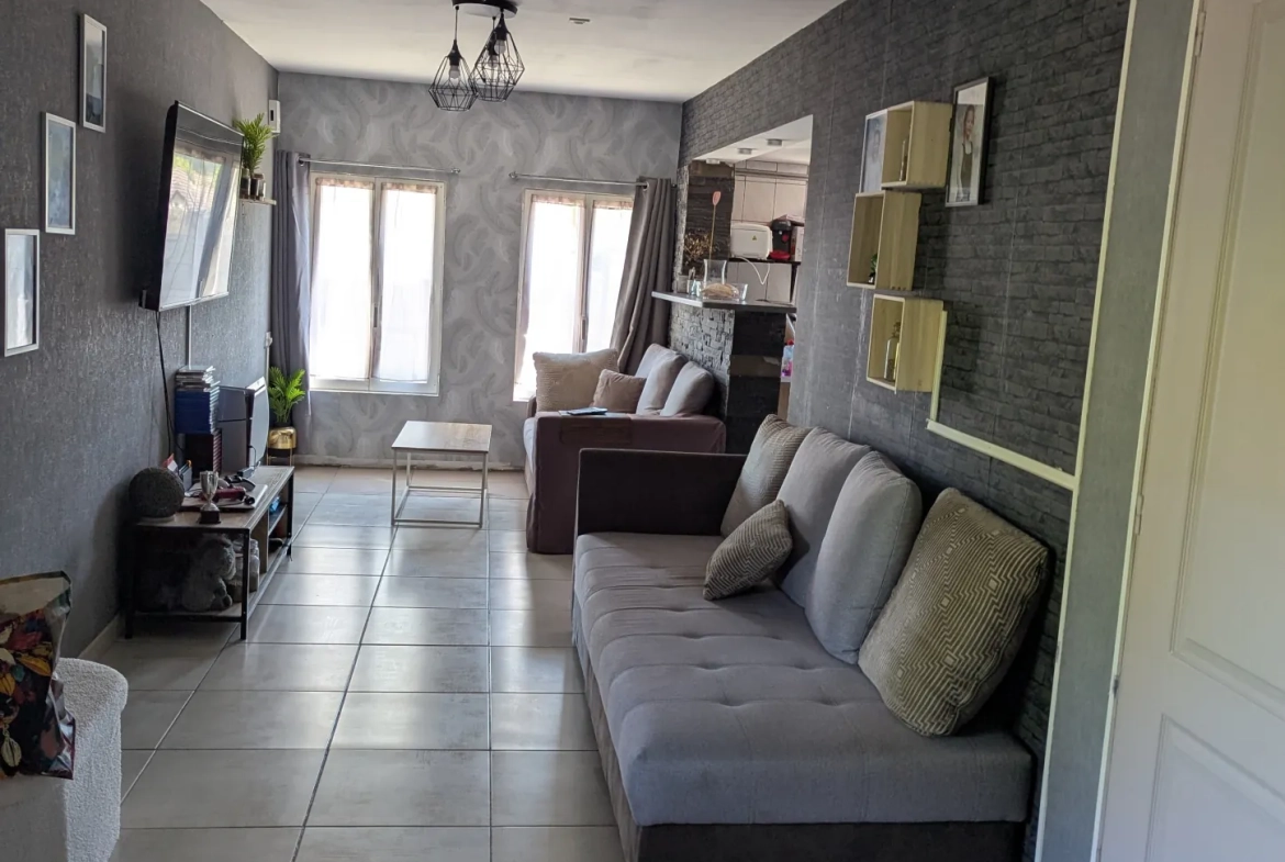 Maison individuelle à Arc-les-Gray de 116 m² avec jardin et garage 