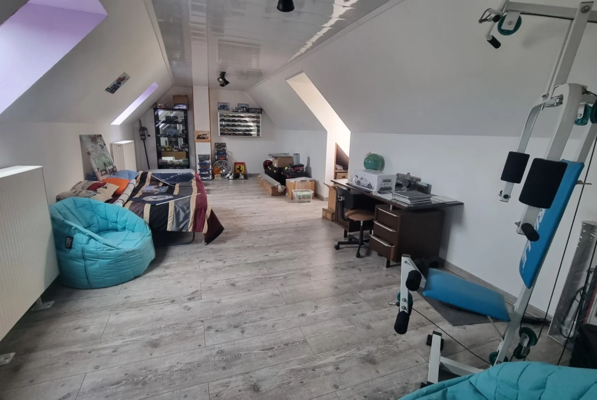 Belle maison individuelle à Hermelinghen avec grand terrain et double garage 