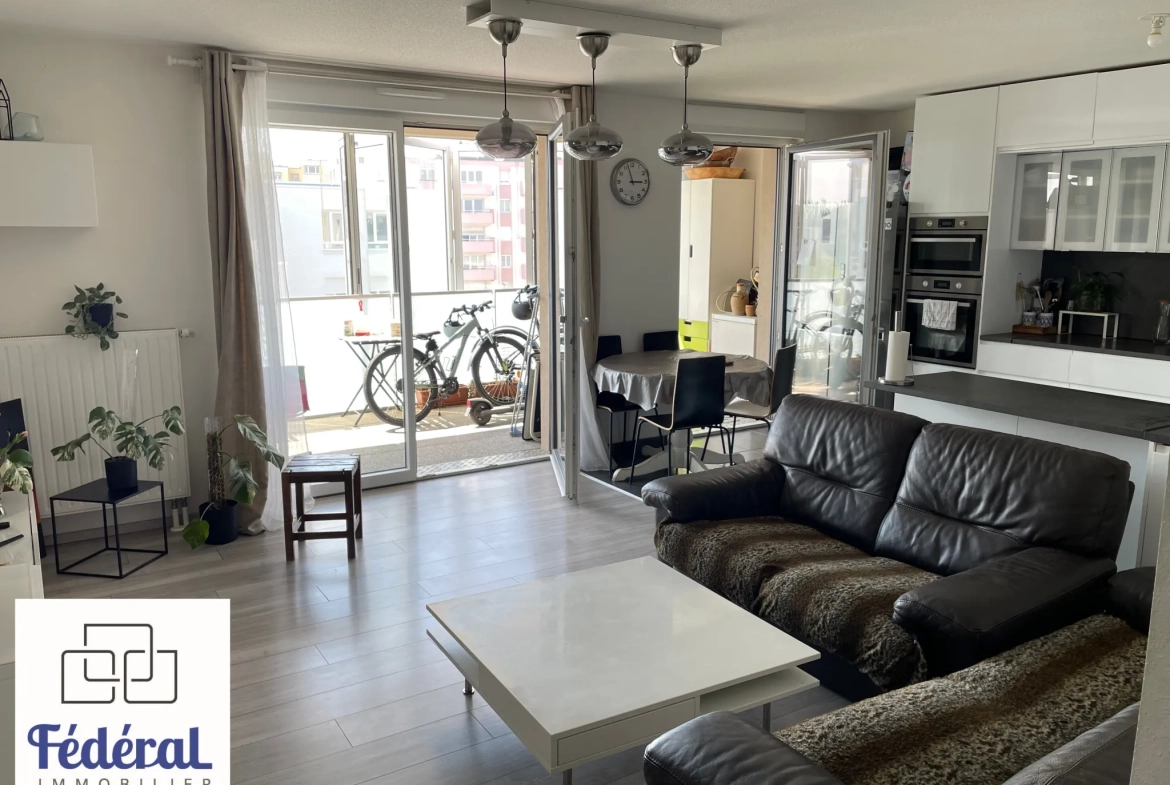 Appartement F4 à Bischheim avec terrasse, garage et parc privé proche Strasbourg 