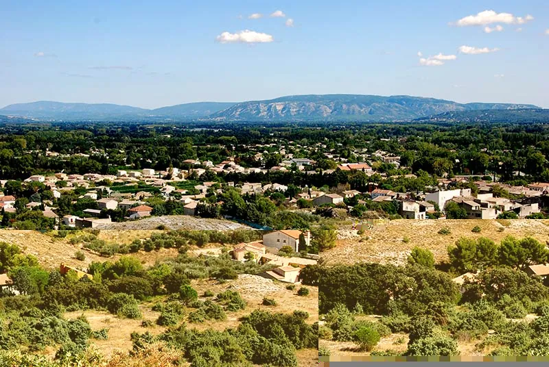 Belle maison de 84 m² avec terrasse à Caumont-sur-Durance - Idéalement située 